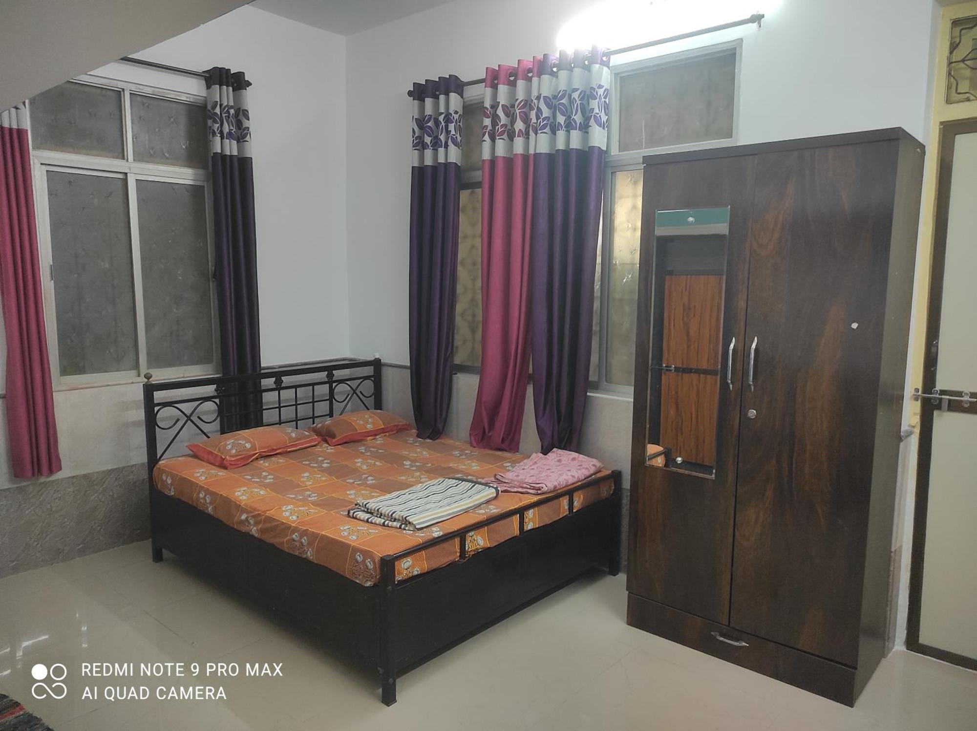 Swanand Home Stay Ratnāgiri Exteriör bild