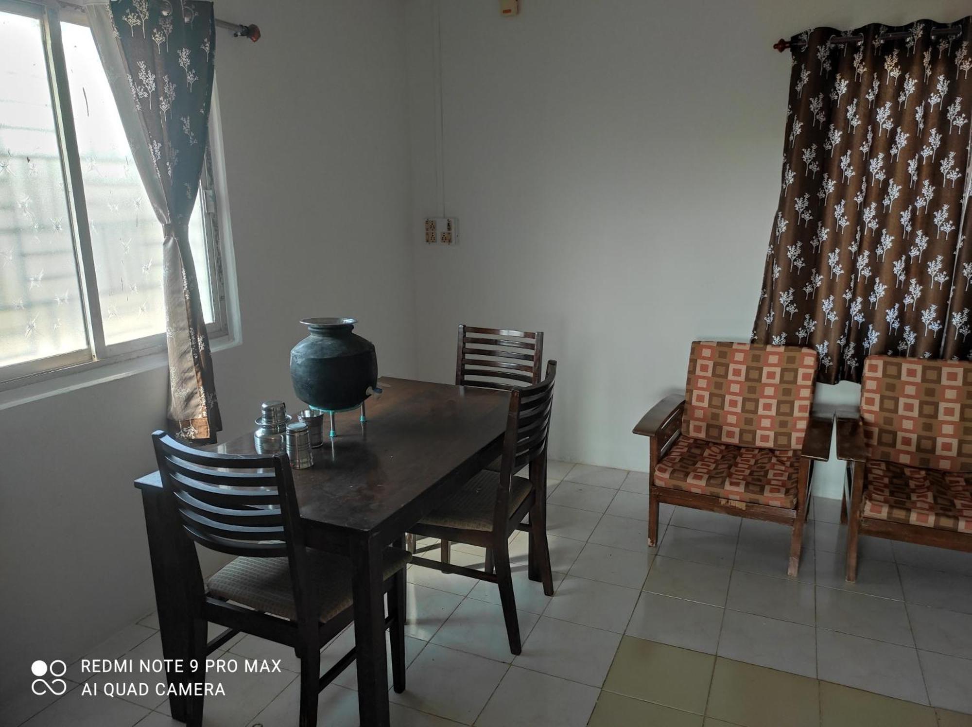 Swanand Home Stay Ratnāgiri Exteriör bild