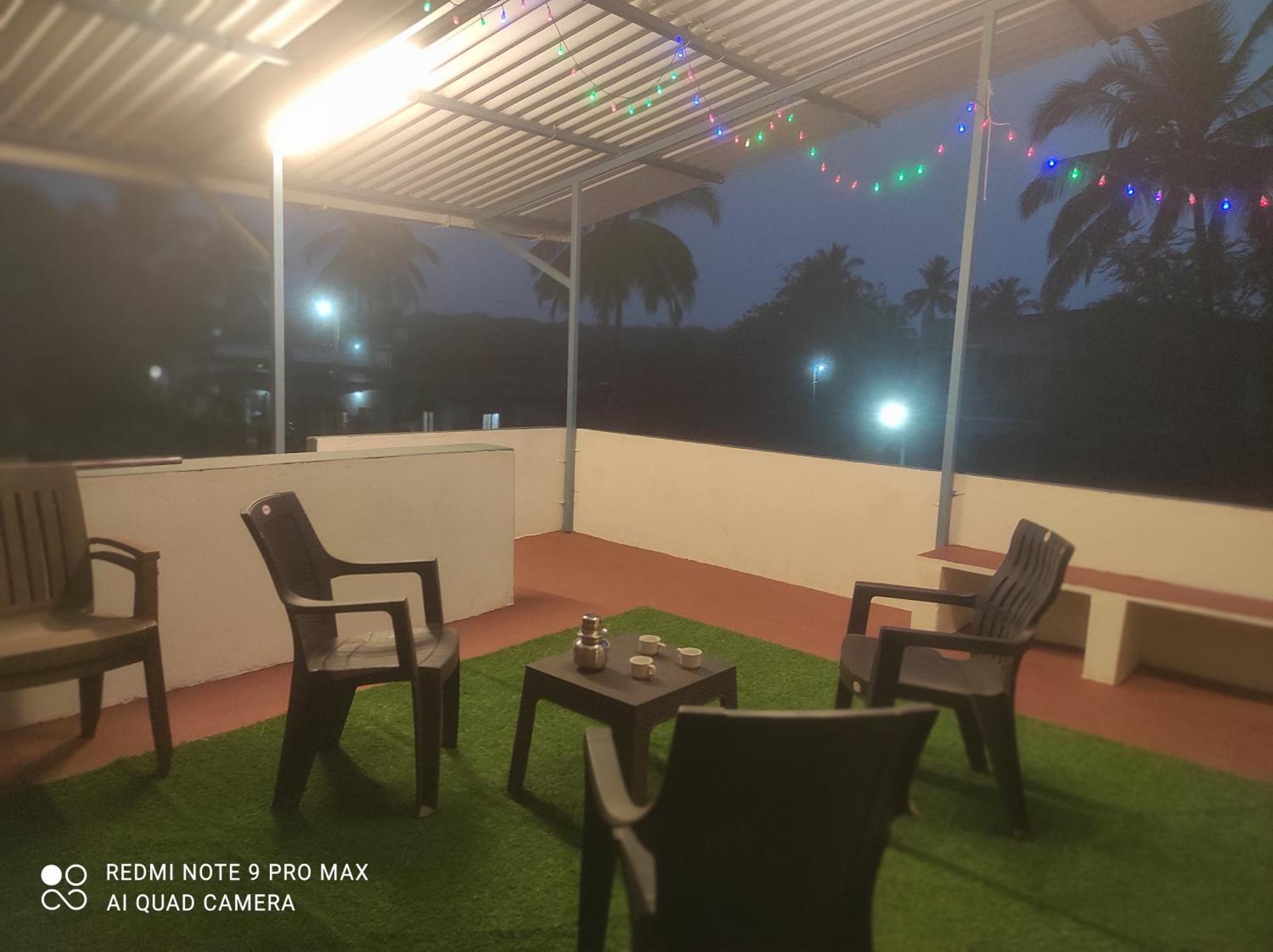 Swanand Home Stay Ratnāgiri Exteriör bild